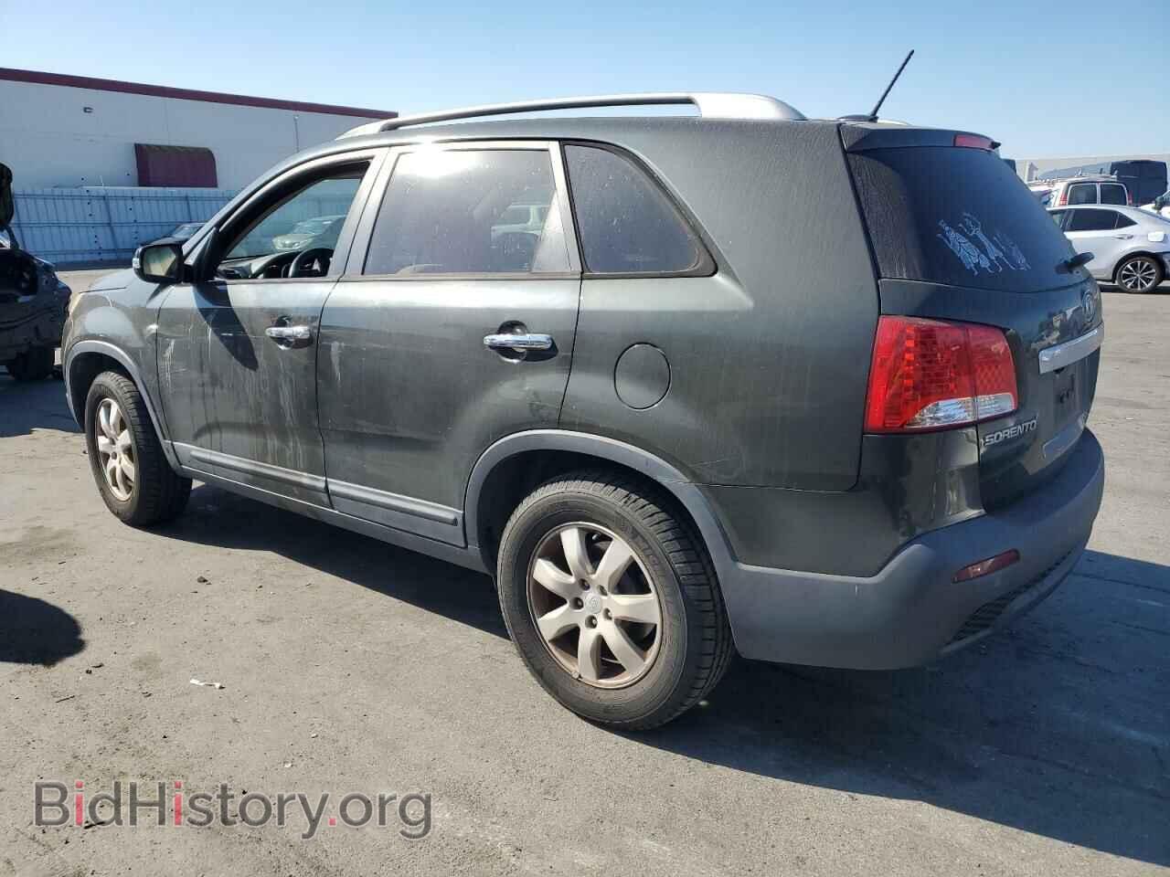 2011 KIA SORENTO - VIN: 5XYKT4A19BG168294 - Фото 2