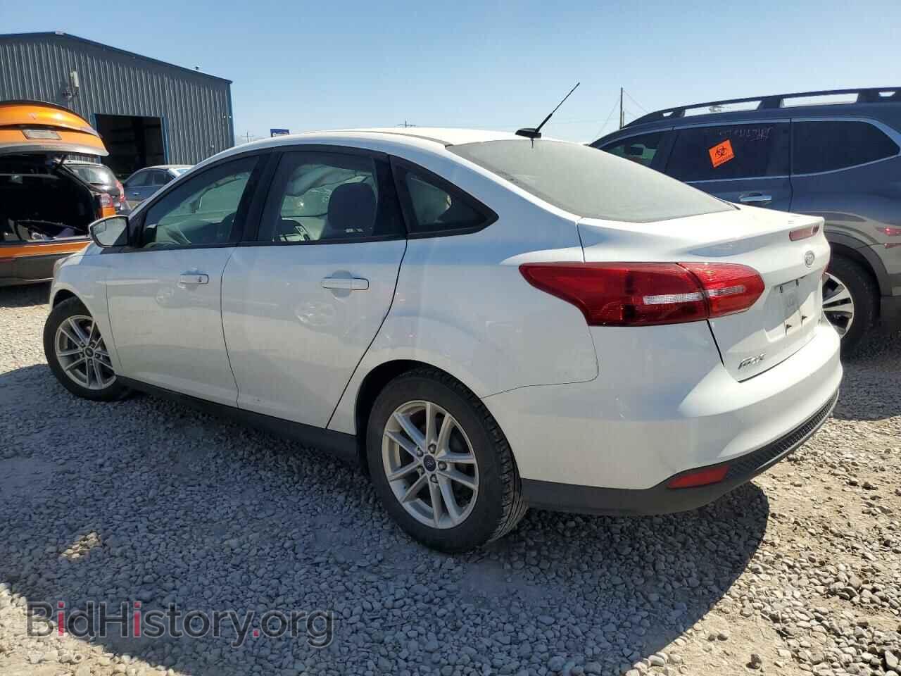 2017 FORD FOCUS - VIN: 1FADP3F2XHL210886 - Фото 2
