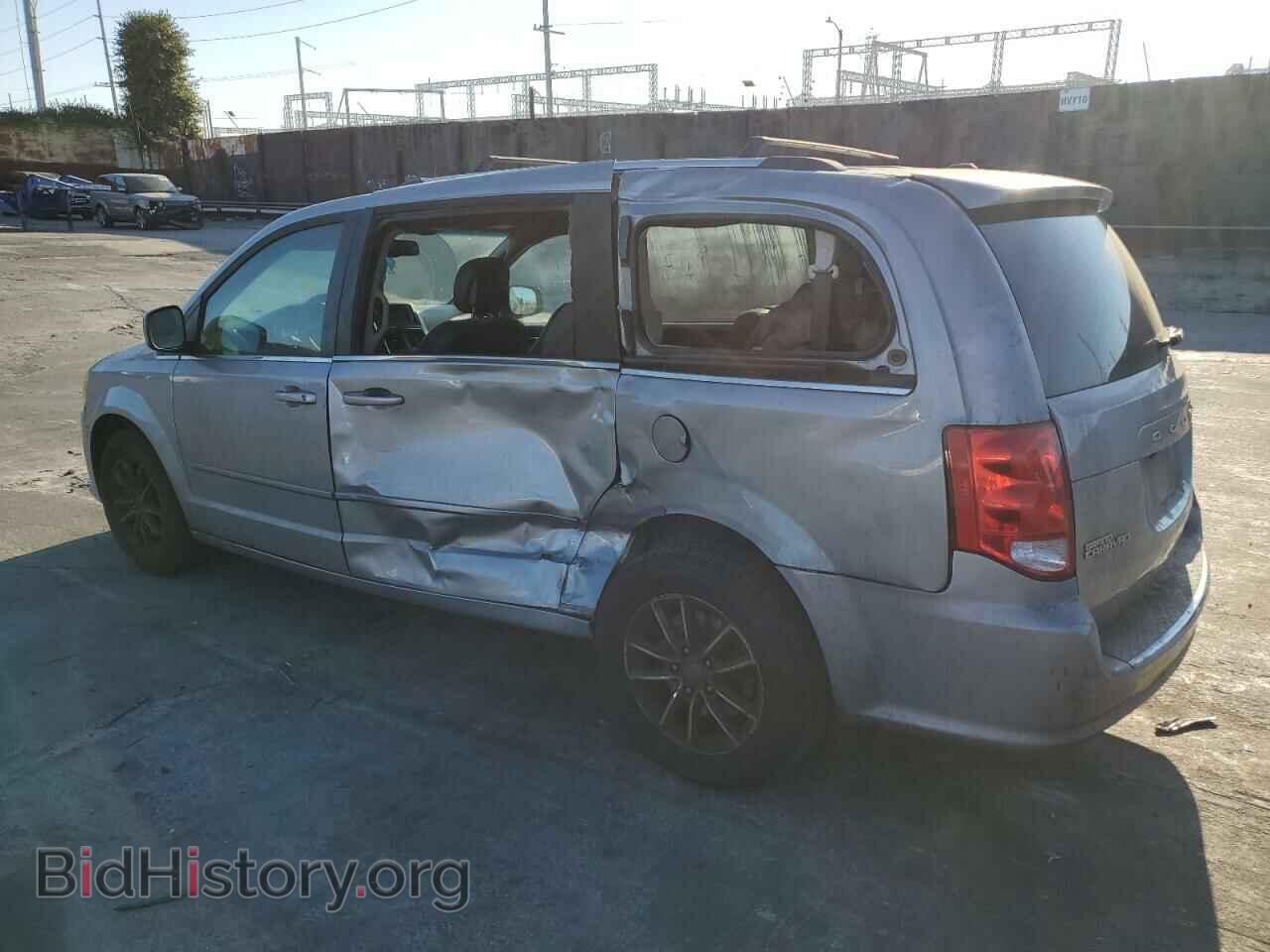 2017 DODGE CARAVAN - VIN: 2C4RDGCG9HR724400 - Photo 2