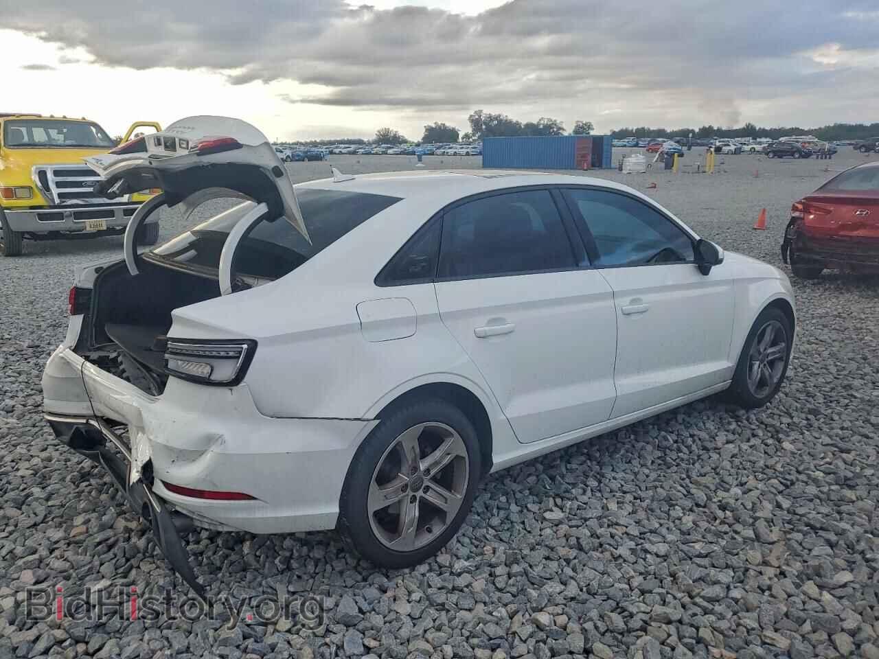 2017 AUDI A3 - VIN: WAUB8GFF9H1011054 - Фото 3