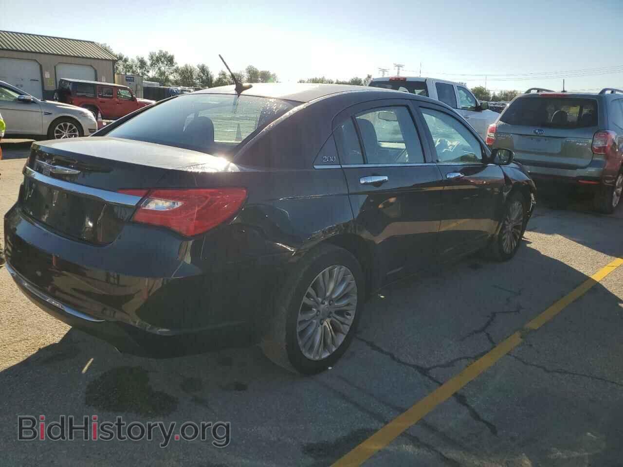 2011 CHRYSLER 200 - VIN: 1C3BC2FG2BN607365 - Фото 3