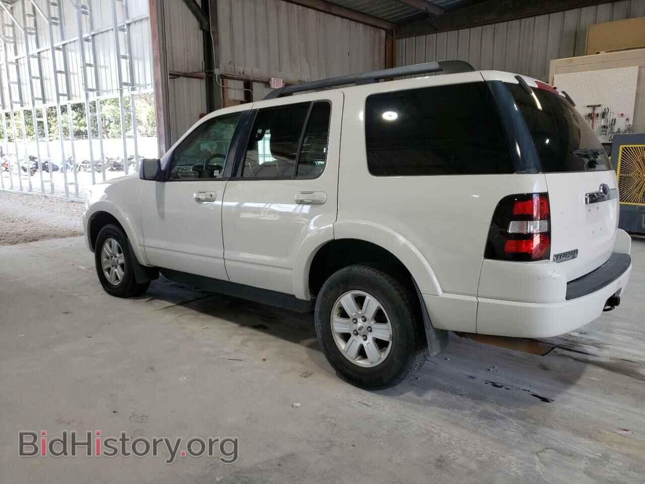 2009 FORD EXPLORER - VIN: 1FMEU63E29UA19557 - Фото 2