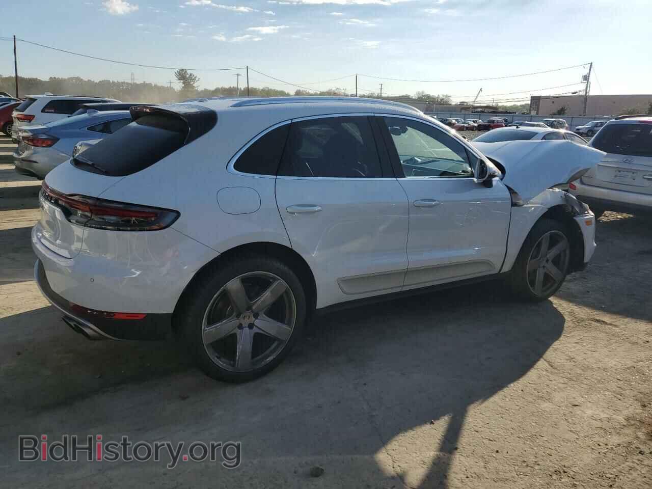 2019 PORSCHE MACAN - VIN: WP1AB2A55KLB32353 - Фото 3