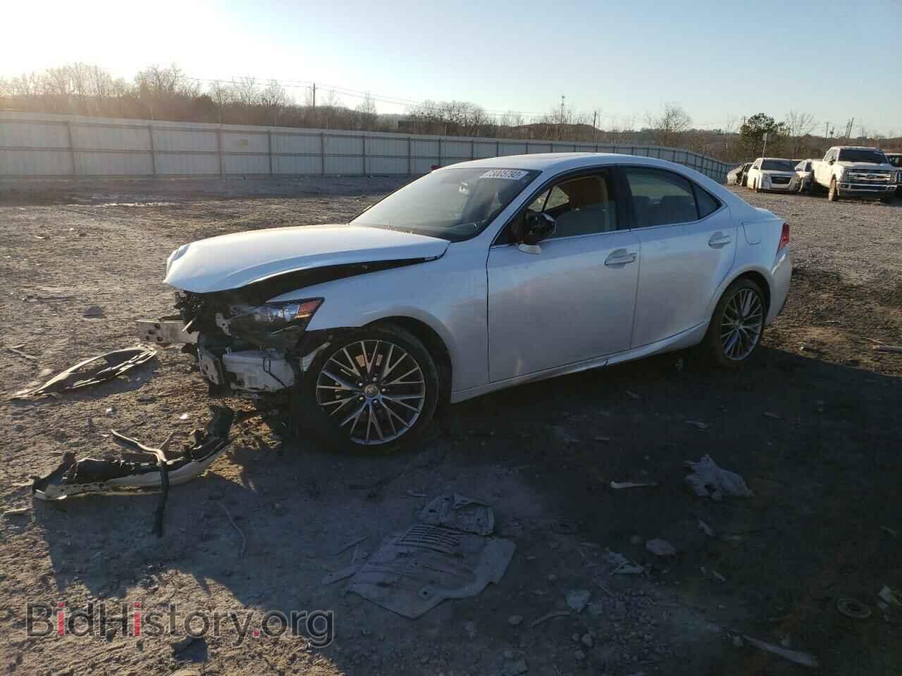 Photo JTHBA1D25G5019131 - LEXUS IS 2016
