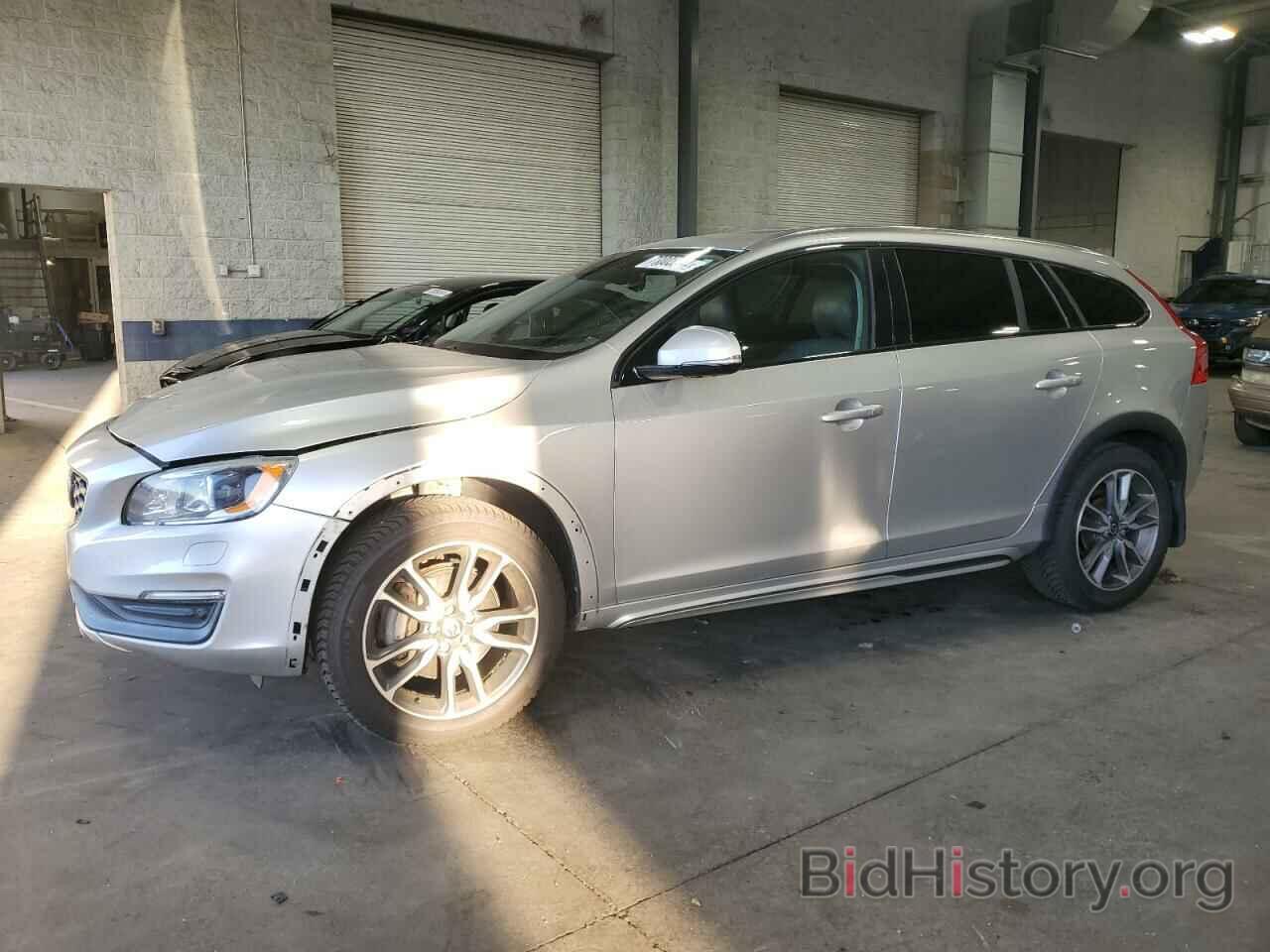Photo YV4612HM5F1000988 - VOLVO V60 2015