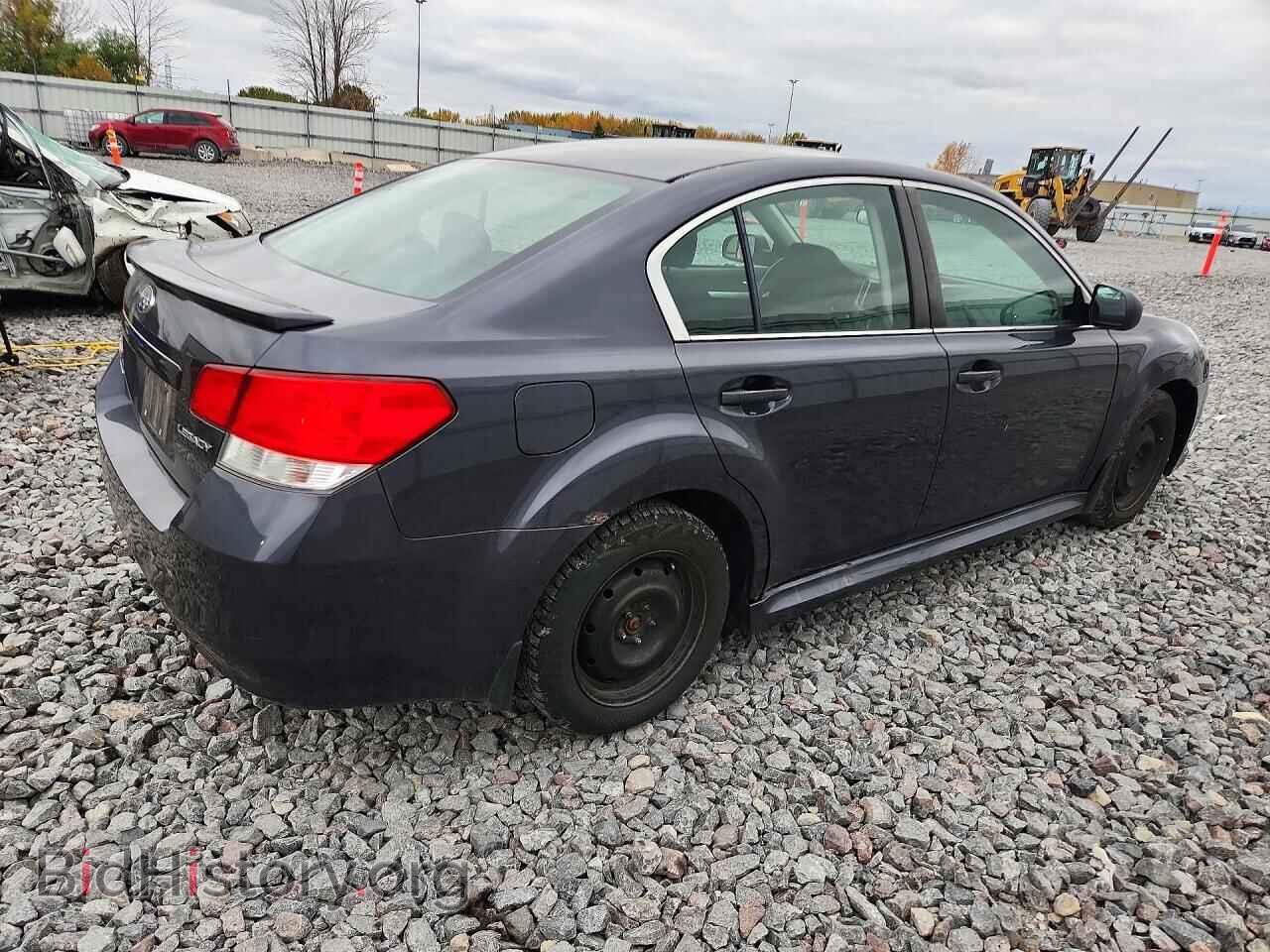 2010 SUBARU LEGACY - VIN: 4S3BMBA68A3241221 - Фото 3