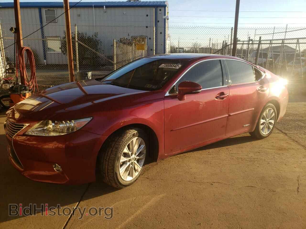 Photo JTHBW1GG3F2081135 - LEXUS ES300 2015