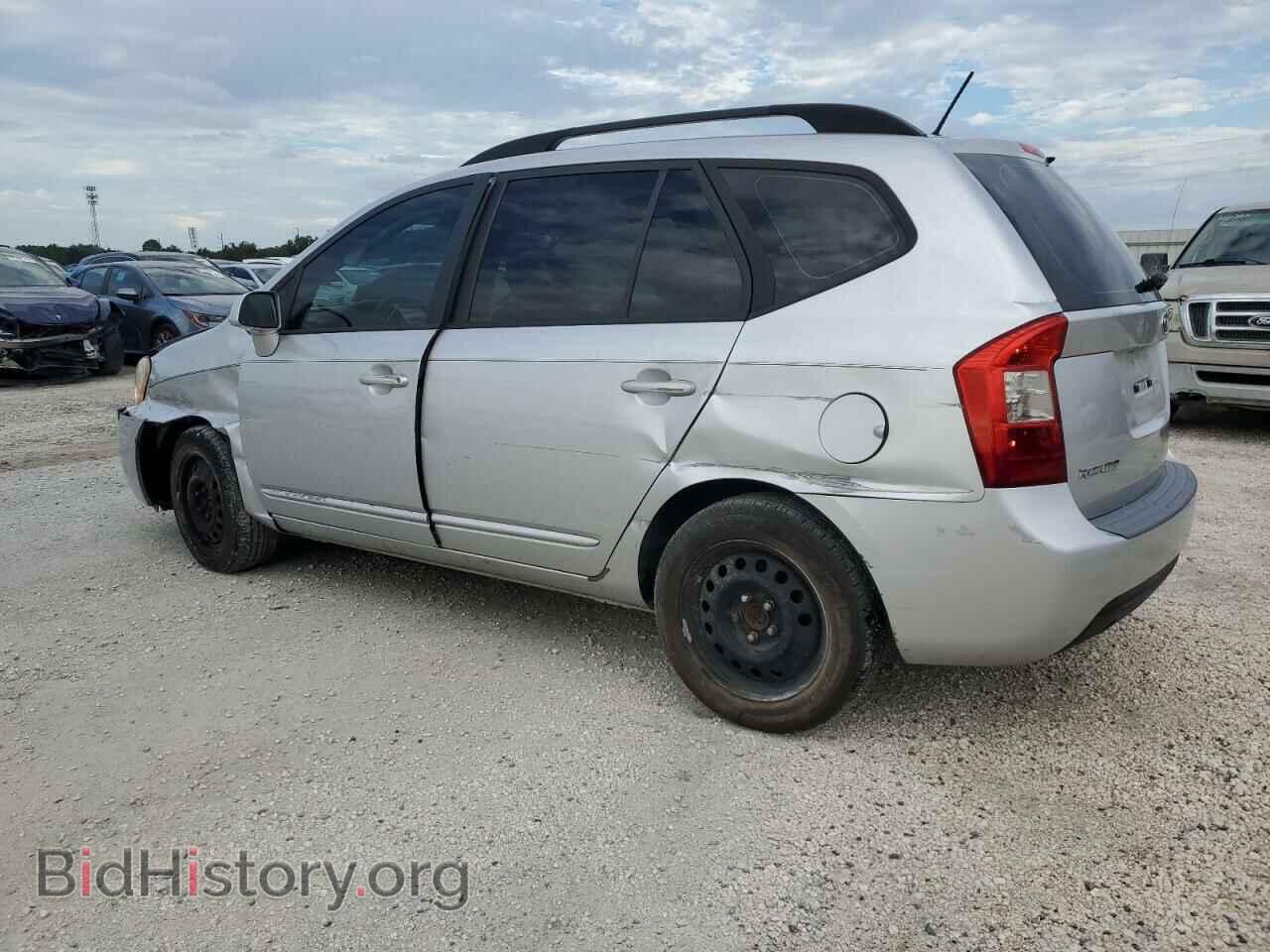 2009 KIA RONDO - VIN: KNAFG528397258214 - Фото 2
