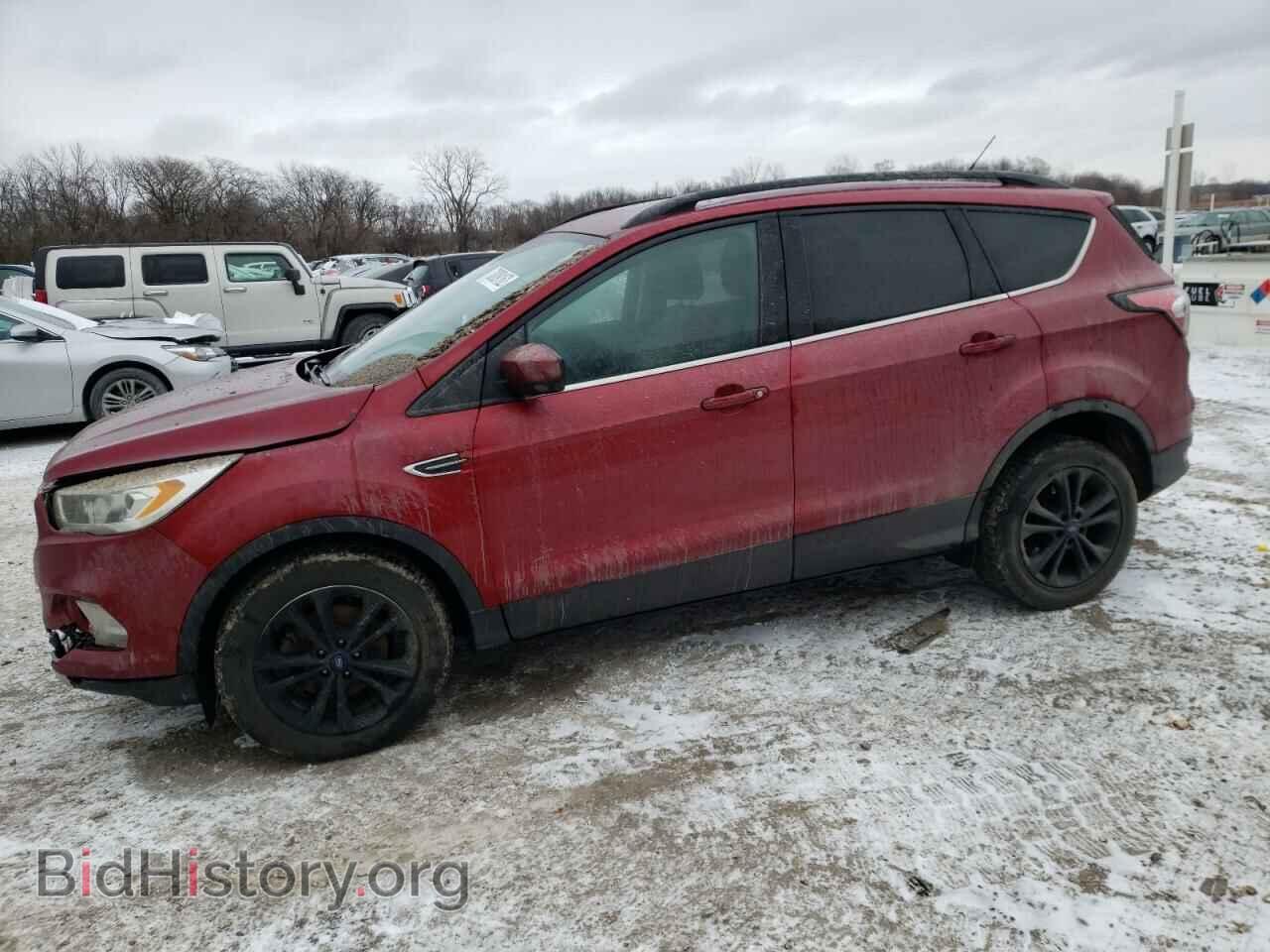 Фотография 1FMCU0GD3HUE03237 - FORD ESCAPE 2017