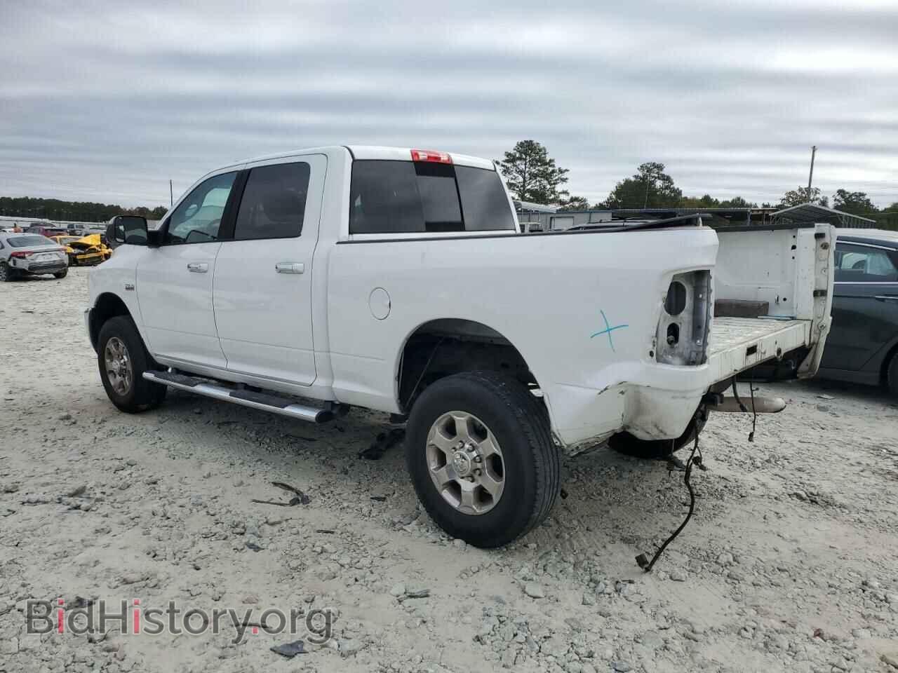 2016 RAM All Models - VIN: 3C6UR5DJ6GG102858 - Фото 2