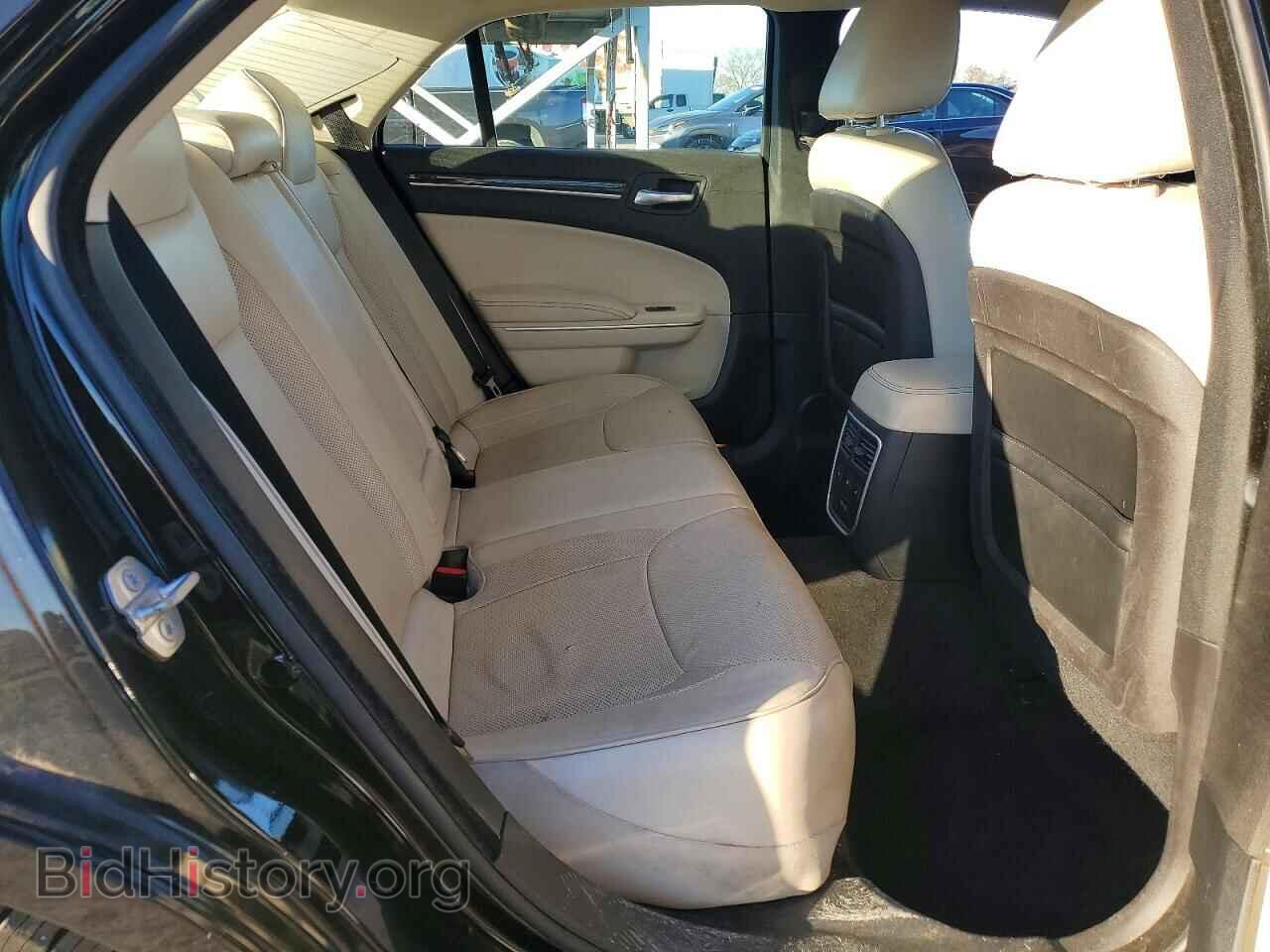 2016 CHRYSLER 300 - VIN: 2C3CCAEG8GH116623 - Фото 10