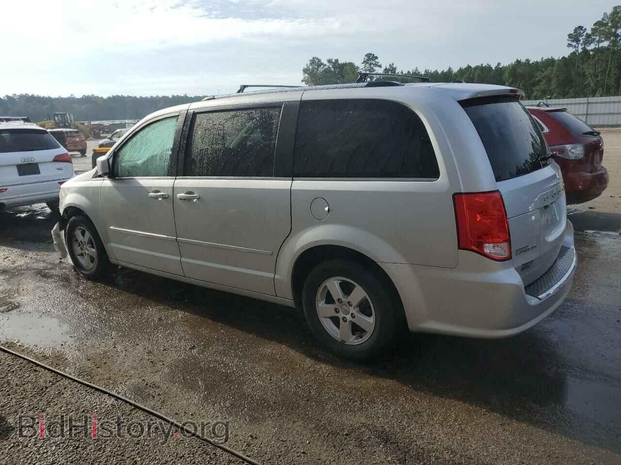2011 DODGE CARAVAN - VIN: 2D4RN5DG7BR643907 - Photo 2