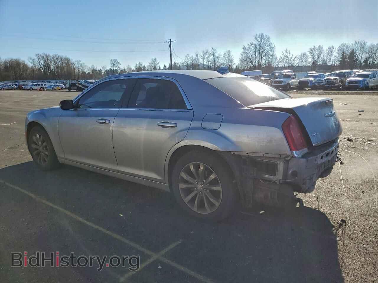 2017 CHRYSLER 300 - VIN: 2C3CCARG9HH597087 - Фото 2