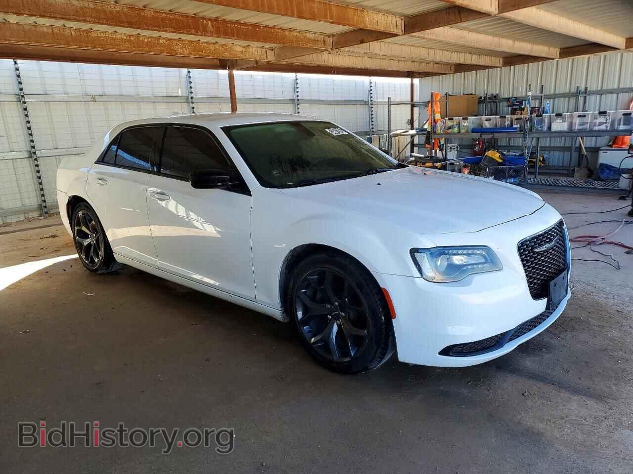 2021 CHRYSLER 300 - VIN: 2C3CCAAG4MH538230 - Фото 4