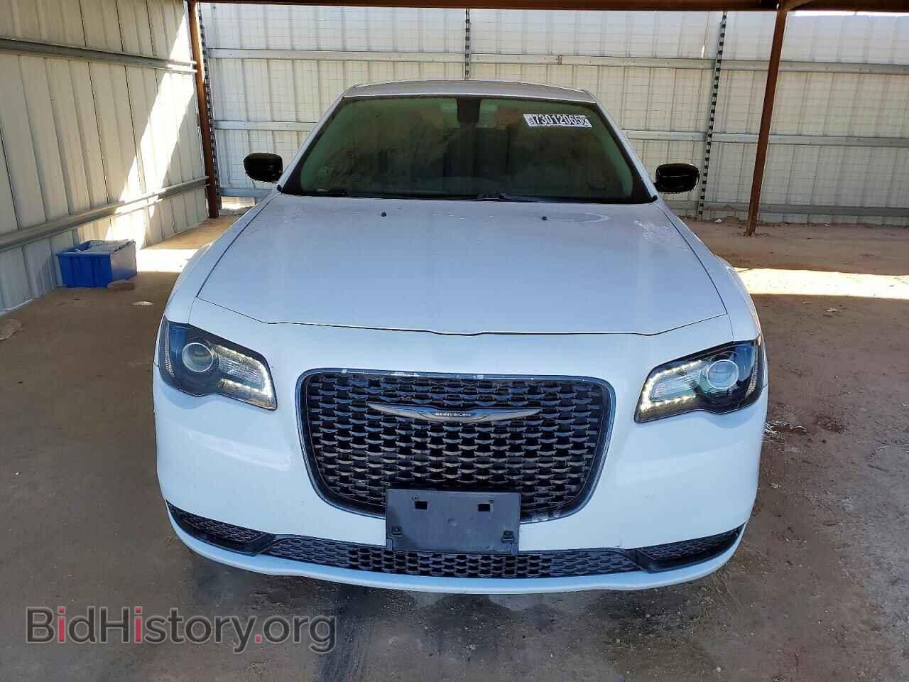 2021 CHRYSLER 300 - VIN: 2C3CCAAG4MH538230 - Фото 5