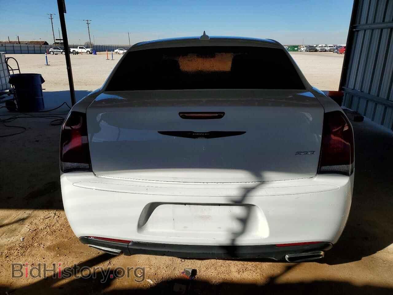 2021 CHRYSLER 300 - VIN: 2C3CCAAG4MH538230 - Фото 6