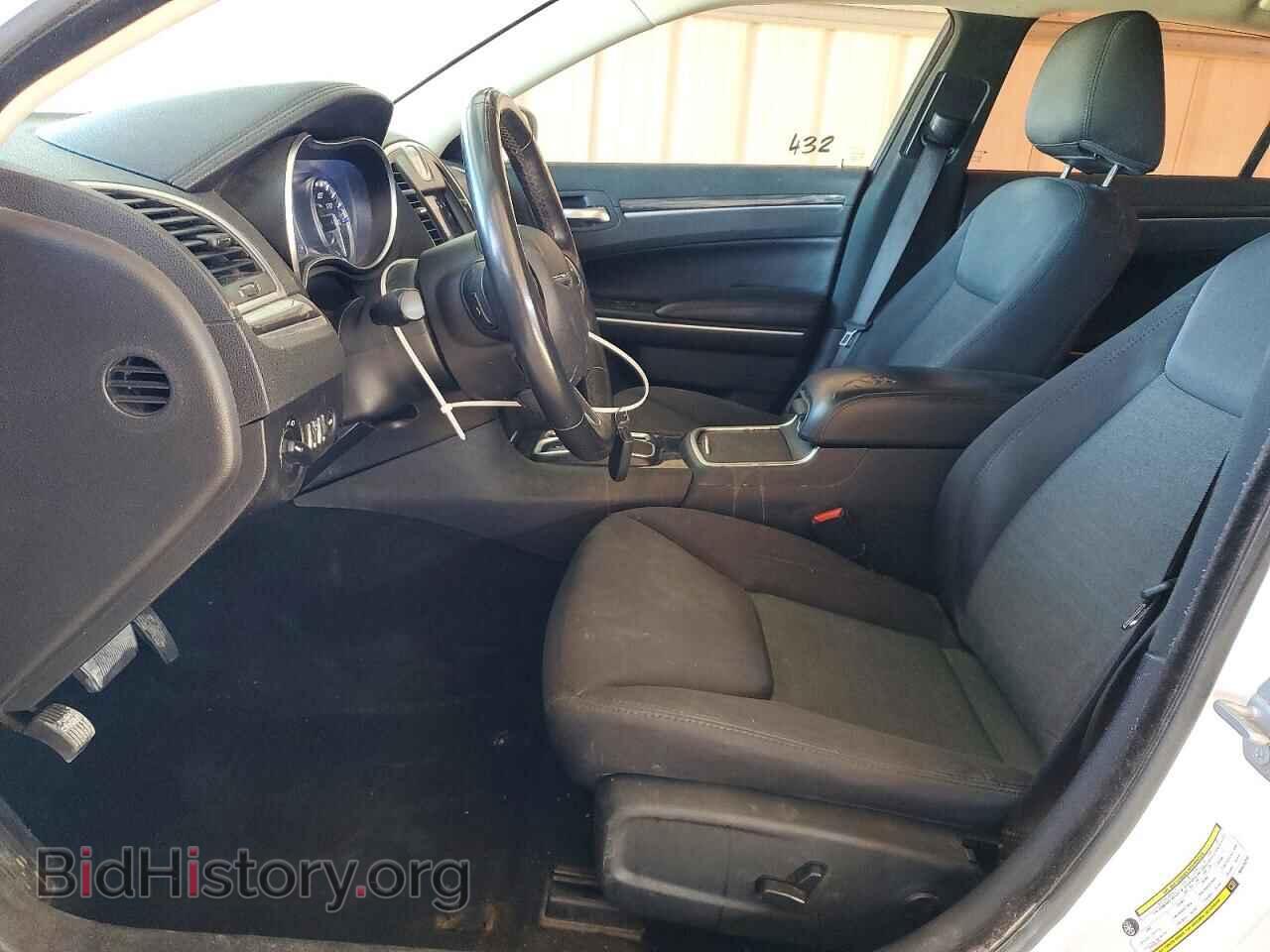 2021 CHRYSLER 300 - VIN: 2C3CCAAG4MH538230 - Фото 7