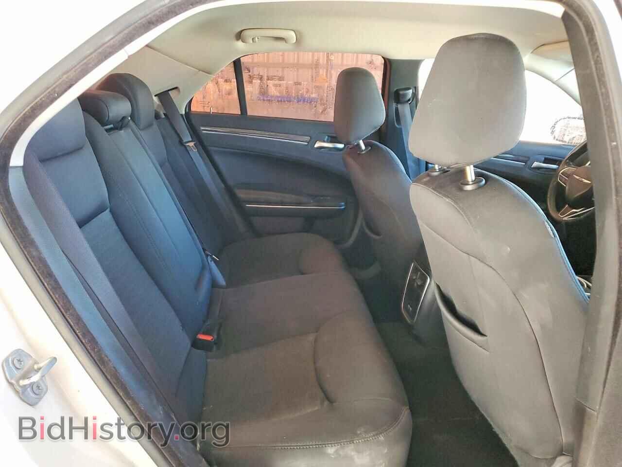 2021 CHRYSLER 300 - VIN: 2C3CCAAG4MH538230 - Фото 10