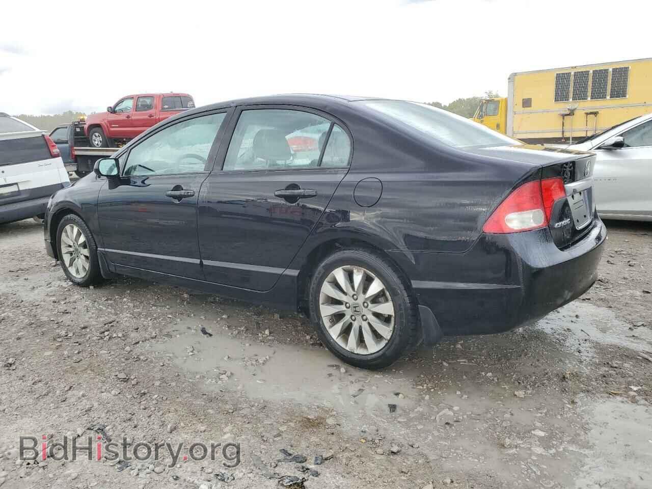 2011 HONDA CIVIC - VIN: 19XFA1F86BE010813 - Фото 2