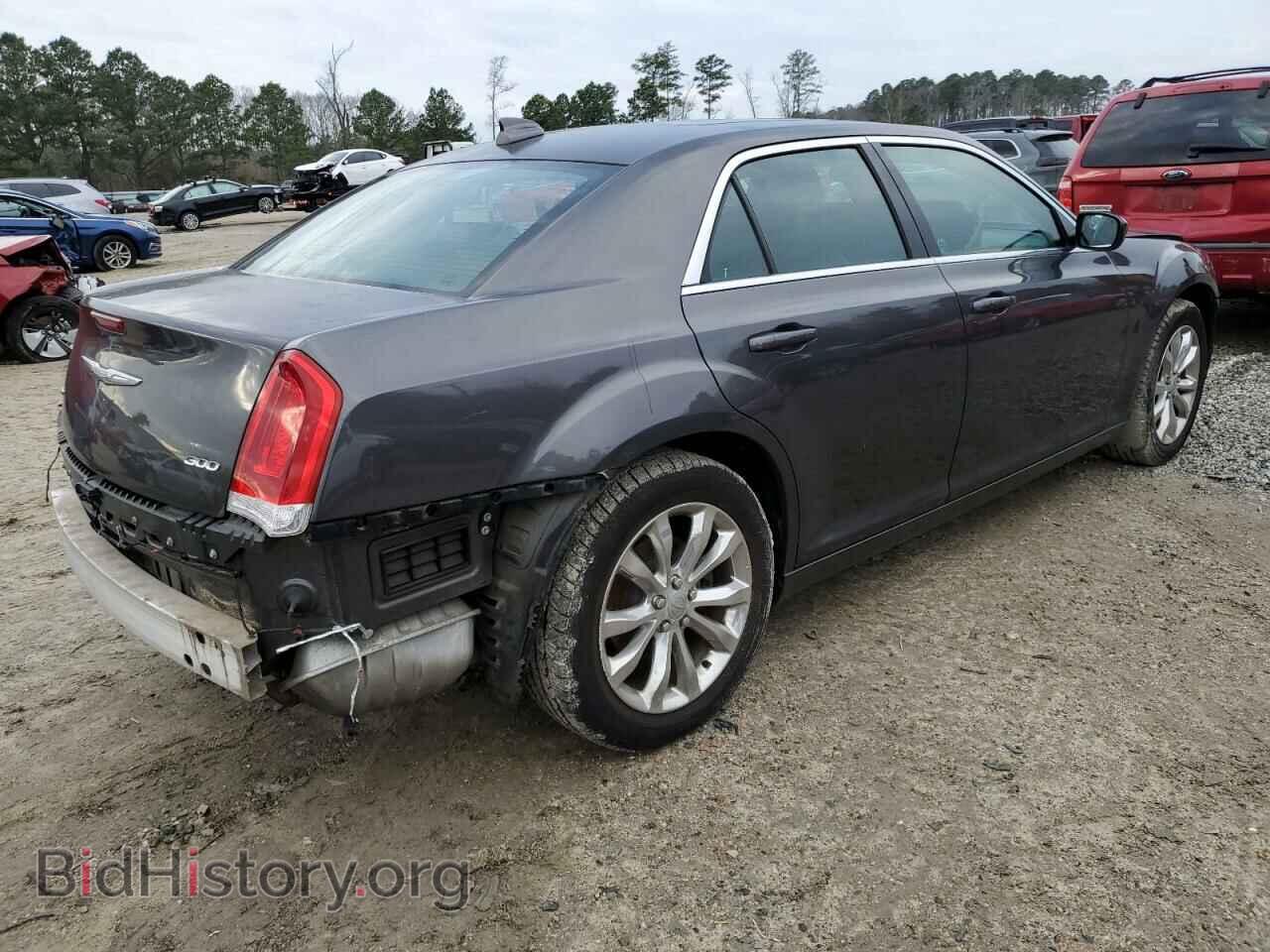 2016 CHRYSLER 300 - VIN: 2C3CCARG5GH145121 - Фото 3