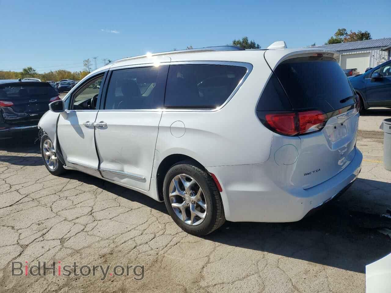 2018 CHRYSLER PACIFICA - VIN: 2C4RC1GG9JR314678 - Photo 2