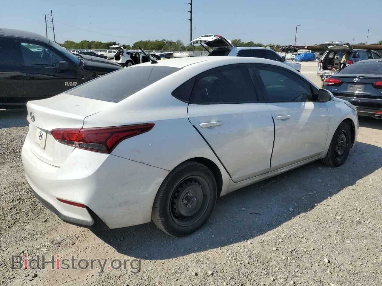 2018 HYUNDAI ACCENT - VIN: 3KPC24A39JE007030 - Фото 3