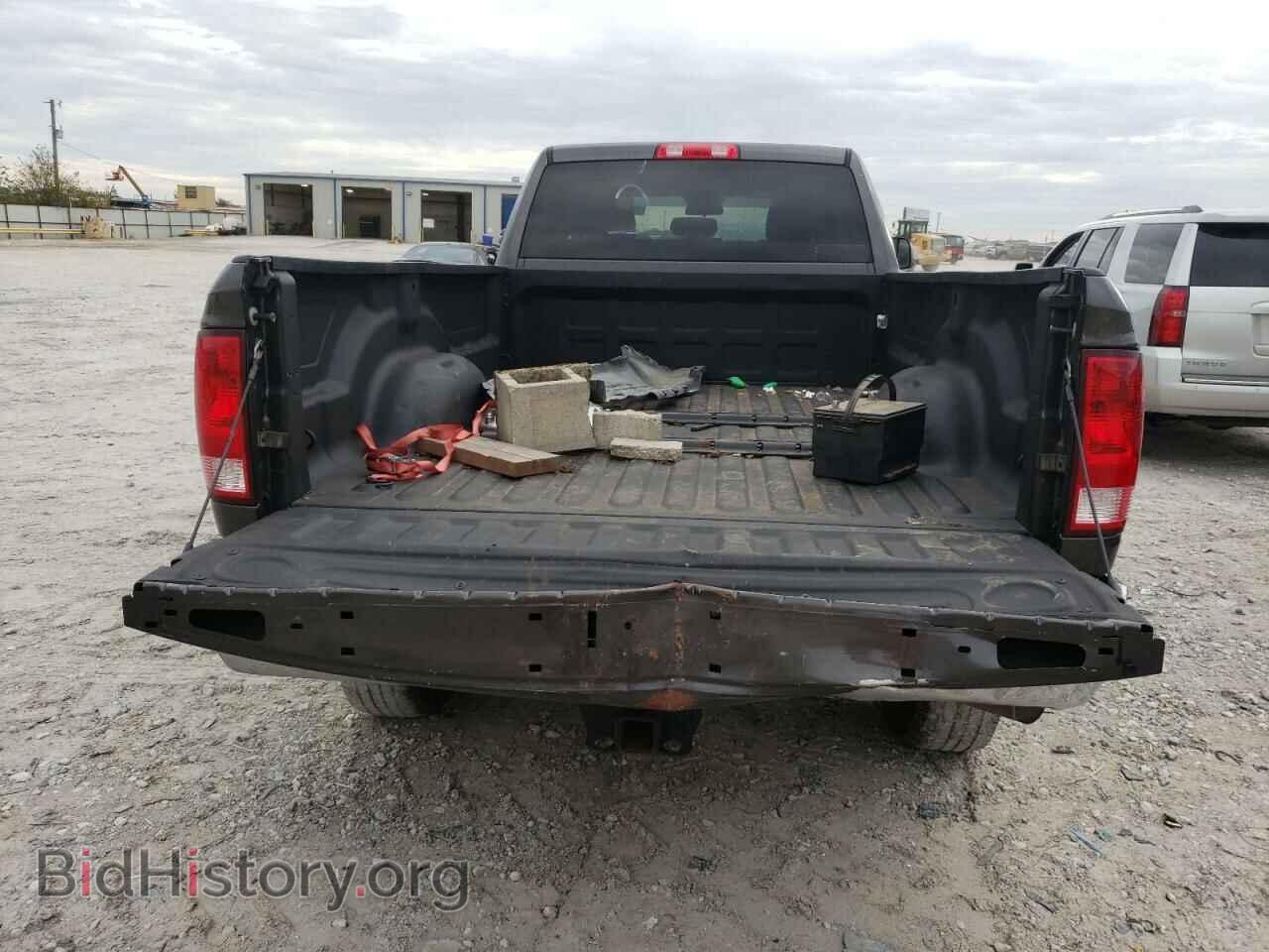 2017 RAM All Models - VIN: 3C6UR5HJ8HG694663 - Photo 6