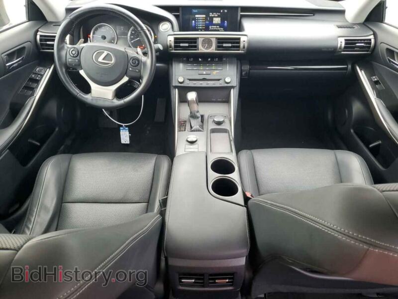 2015 Lexus IS (VIN JTHBF1D27F5065639) — photo 8 of 13