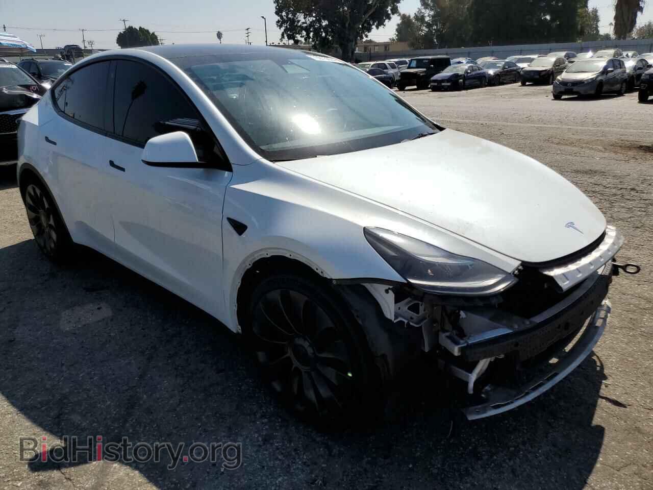 2022 TESLA MODEL Y - VIN: 7SAYGDEF0NF394002 - Photo 4