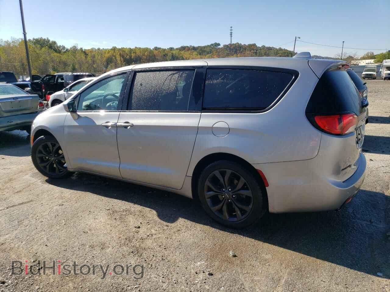2018 CHRYSLER PACIFICA - VIN: 2C4RC1FGXJR204451 - Фото 2