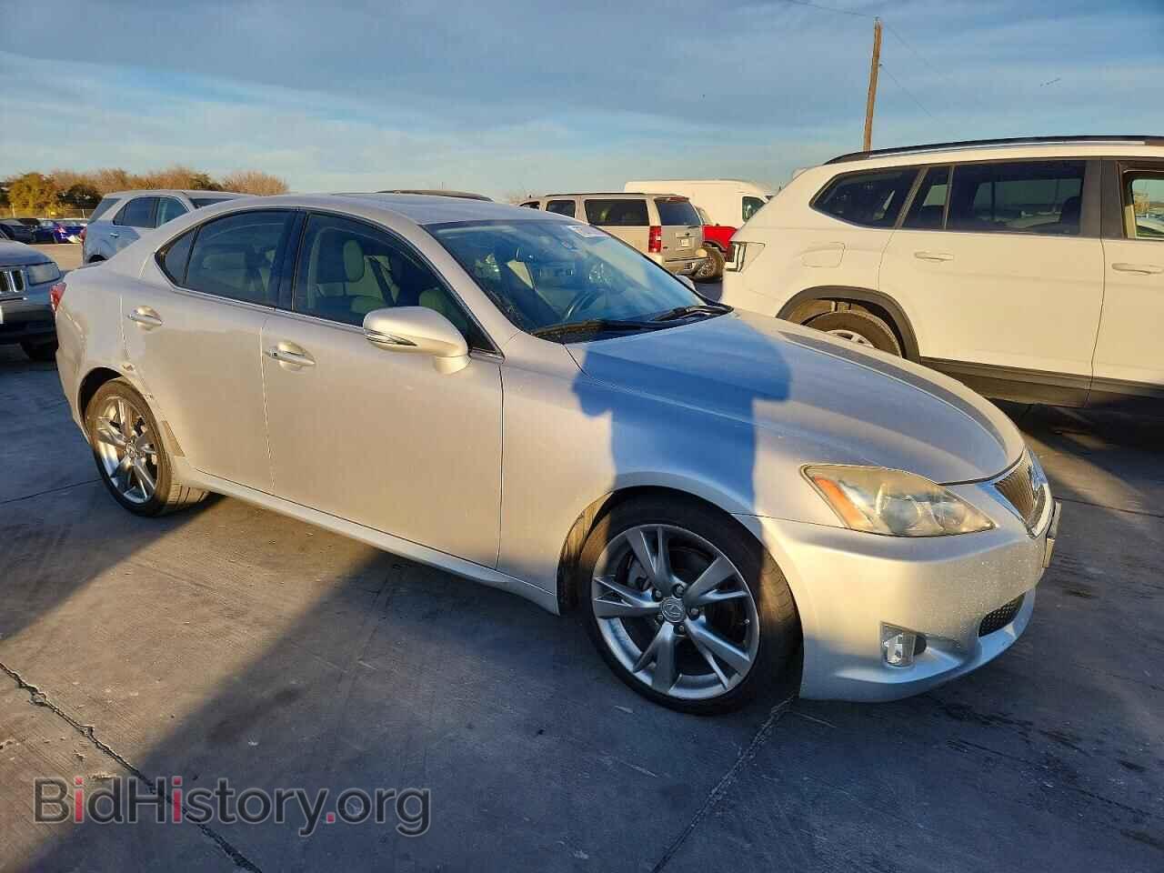 2010 LEXUS IS - VIN: JTHBF5C29A5128015 - Photo 4