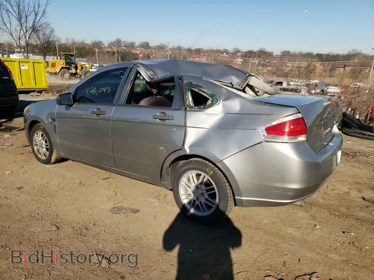 2008 FORD FOCUS - VIN: 1FAHP35N98W233765 - Фото 2