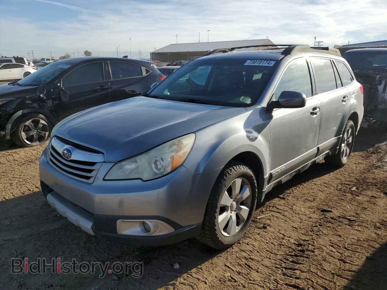 Photo 4S4BRCKC3B3373263 - SUBARU OUTBACK 2011