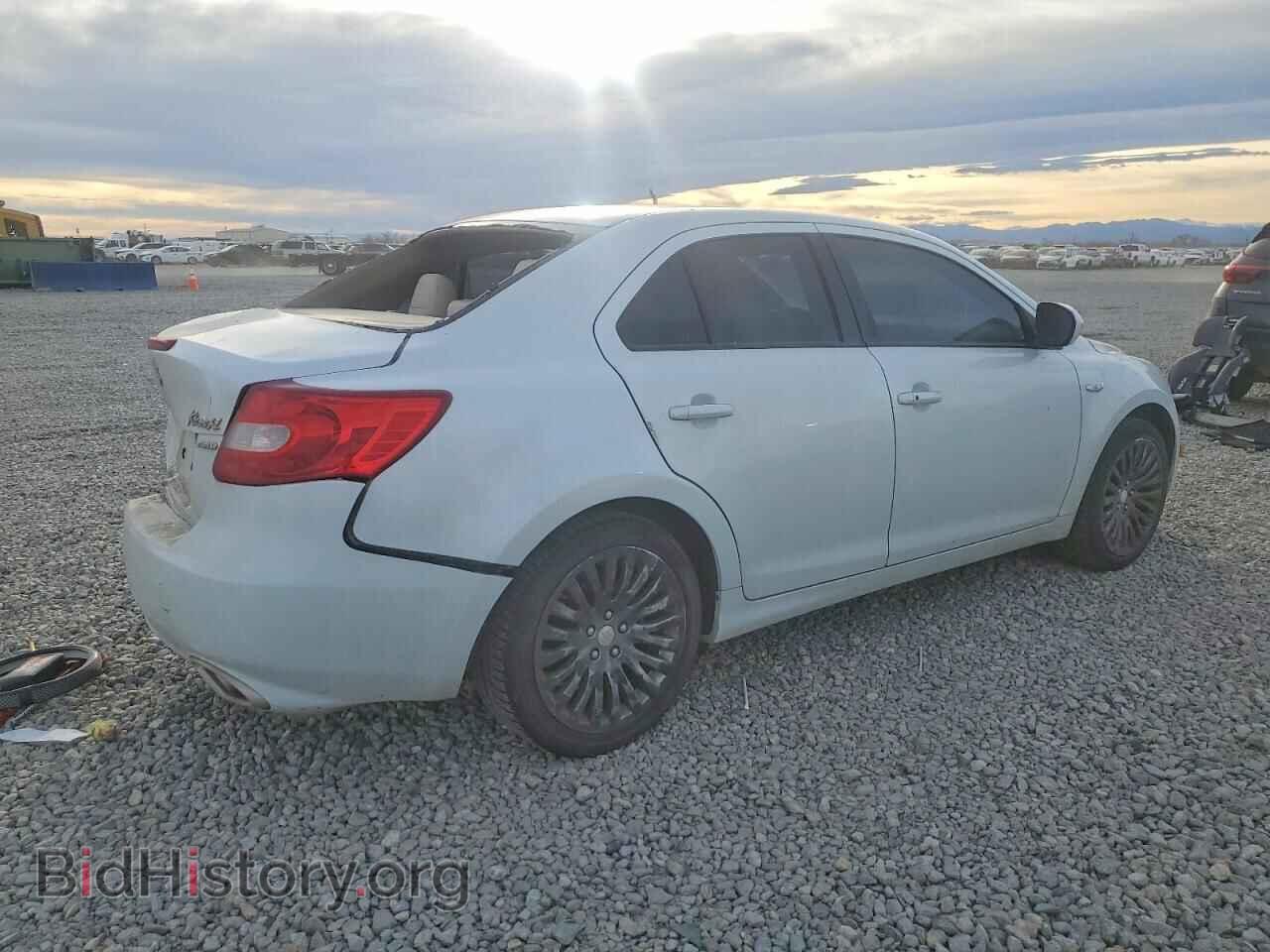 2012 SUZUKI KIZASHI - VIN: JS2RF9A35C6100315 - Photo 3