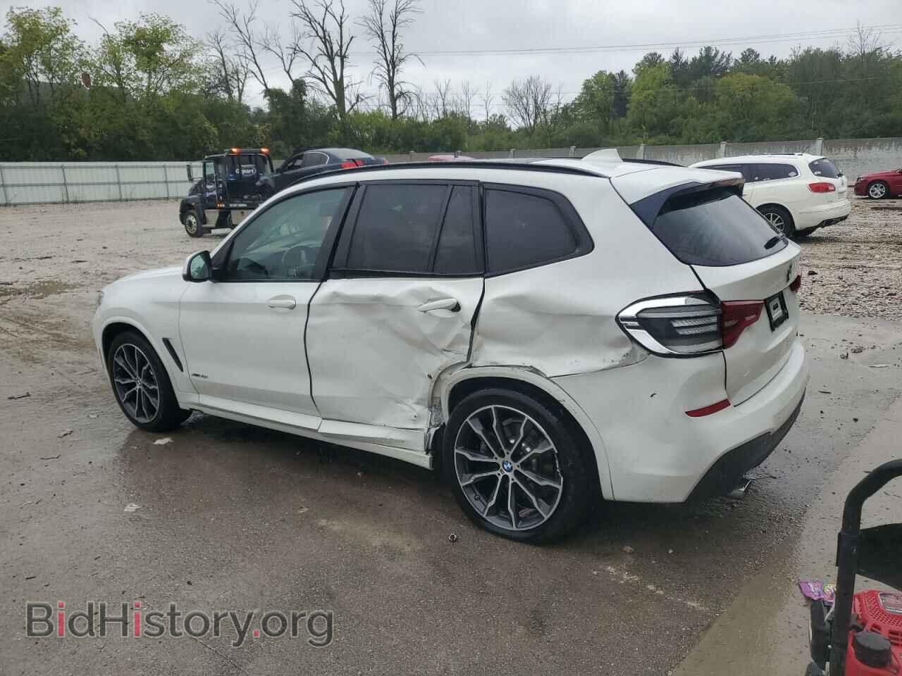 2018 BMW X3 - VIN: 5UXTR9C50JLC82107 - Фото 2