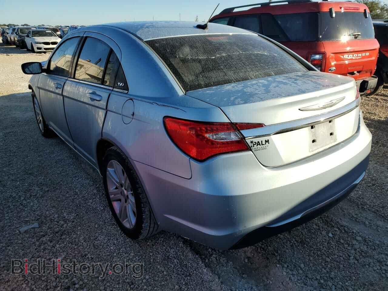 2013 CHRYSLER 200 - VIN: 1C3CCBBB2DN595137 - Фото 2