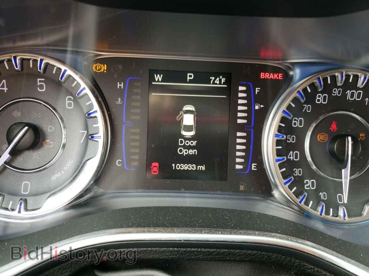 2015 CHRYSLER 200 - VIN: 1C3CCCAB6FN636931 - Фото 9