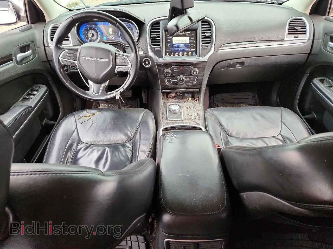 2016 CHRYSLER 300 - VIN: 2C3CCAAG3GH252843 - Фото 8