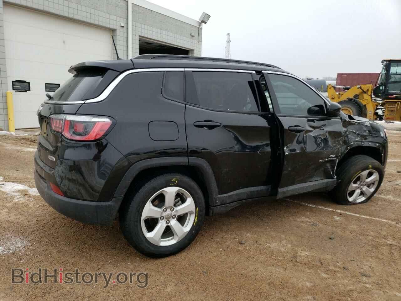 2018 JEEP COMPASS - VIN: 3C4NJDBBXJT479945 - Фото 3