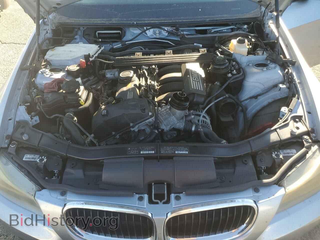 2010 BMW 3 SERIES - VIN: WBAPH5C55AA439652 - Фото 11