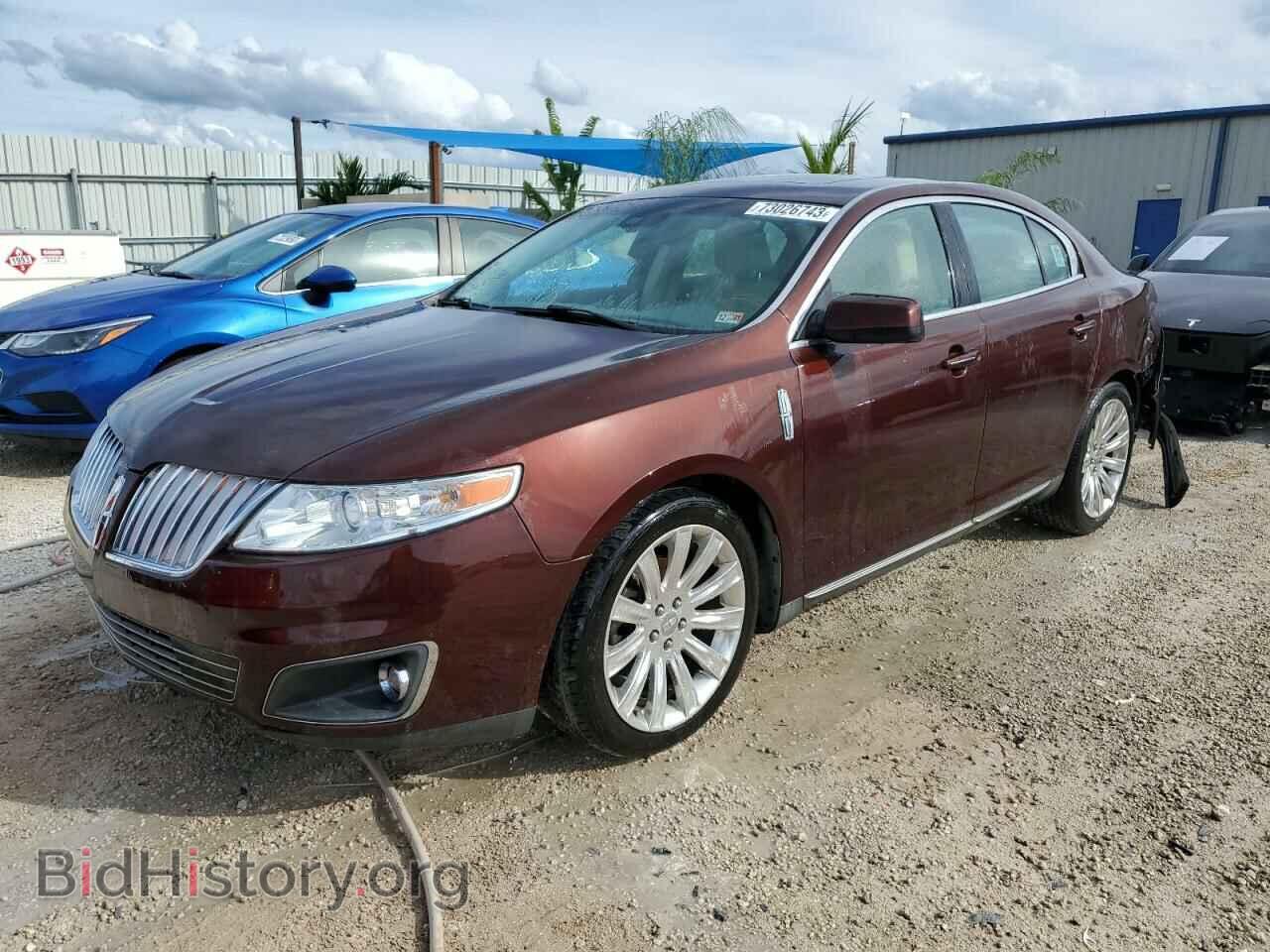 Photo 1LNHL9DR8AG611700 - LINCOLN MKS 2010
