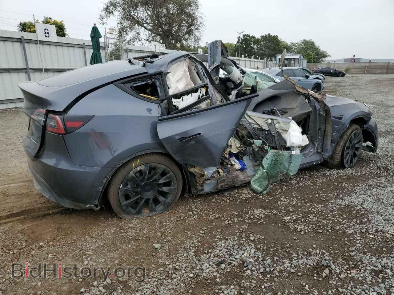 2022 TESLA MODEL Y - VIN: 7SAYGDEE3NF346758 - Фото 3