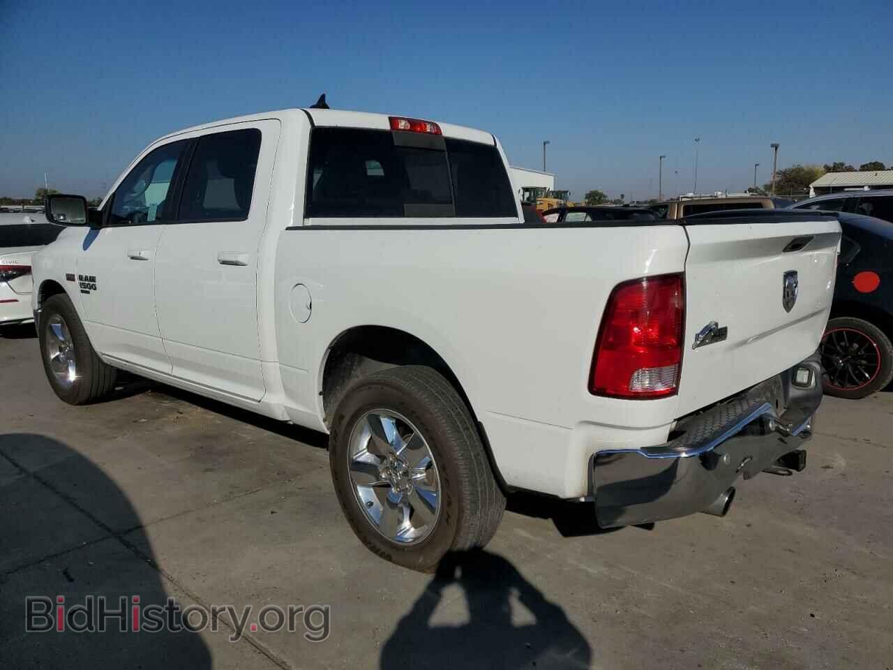 2019 RAM 1500 - VIN: 1C6RR6LT4KS600928 - Photo 2