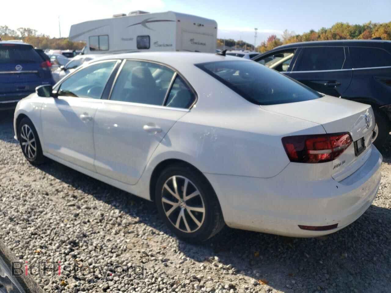 2017 VOLKSWAGEN JETTA - VIN: 3VWDB7AJ8HM311399 - Фото 2