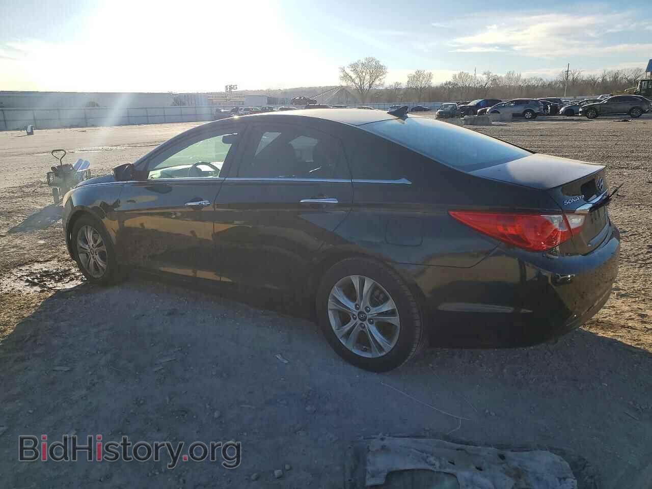 2011 HYUNDAI SONATA - VIN: 5NPEC4AC2BH005834 - Фото 2