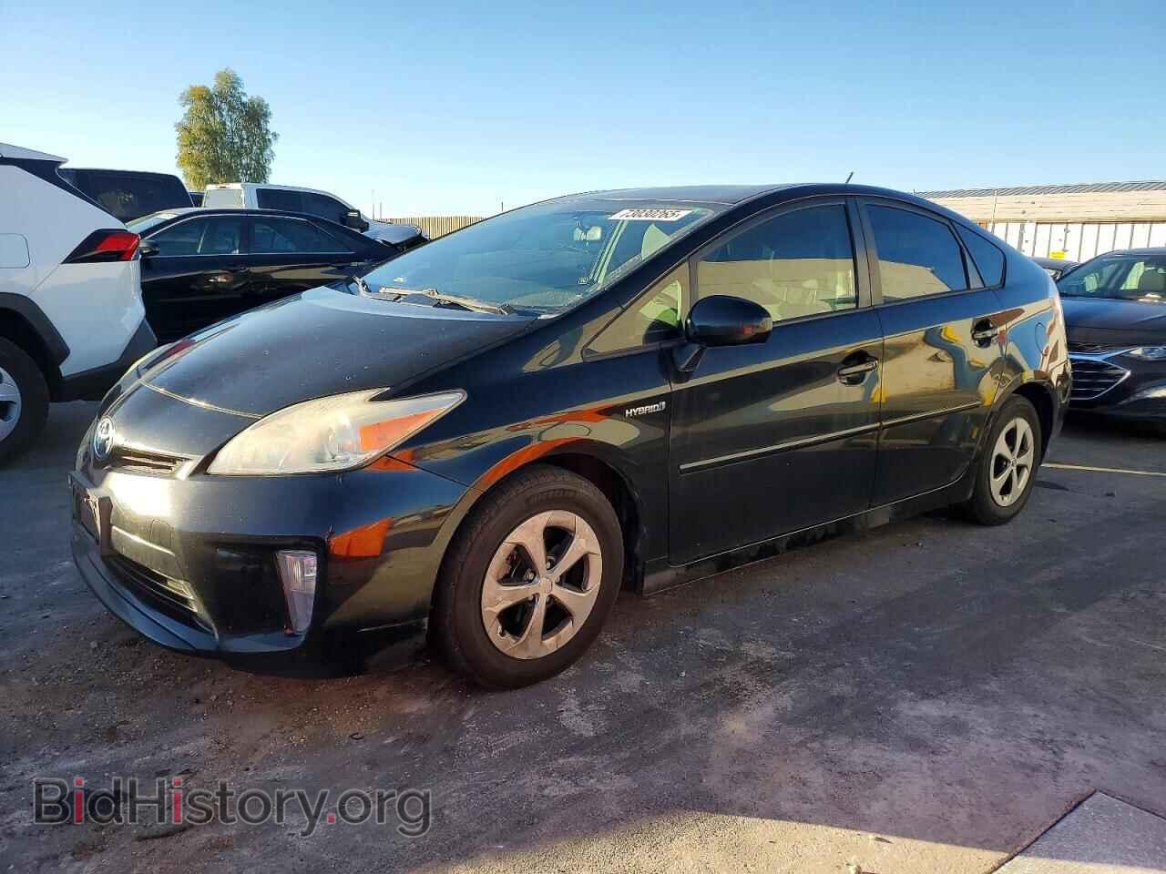 Фотография JTDKN3DU8E1748084 - TOYOTA PRIUS 2014