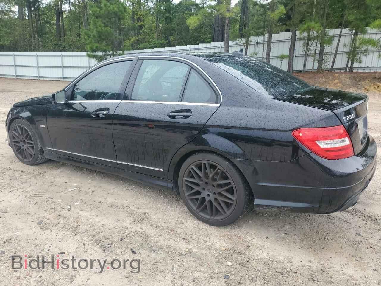 2012 MERCEDES-BENZ C-CLASS - VIN: WDDGF4HB8CA604085 - Фото 2