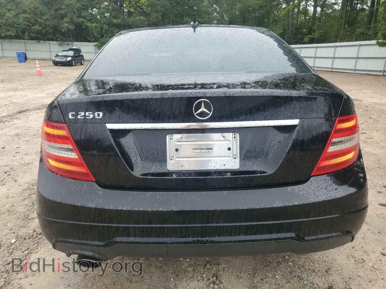 2012 MERCEDES-BENZ C-CLASS - VIN: WDDGF4HB8CA604085 - Фото 6