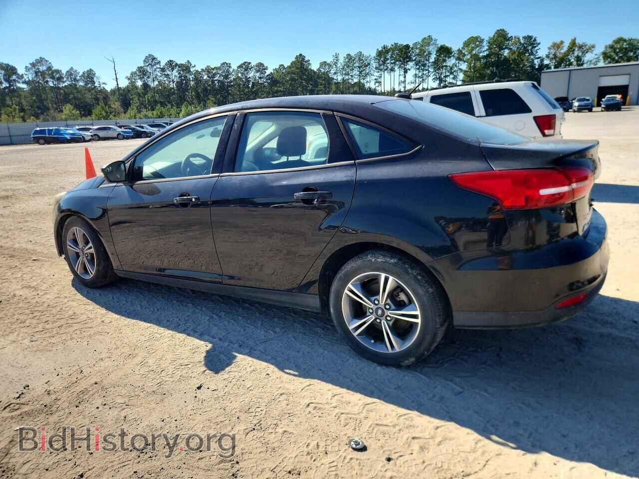 2017 FORD FOCUS - VIN: 1FADP3FEXHL256597 - Photo 2