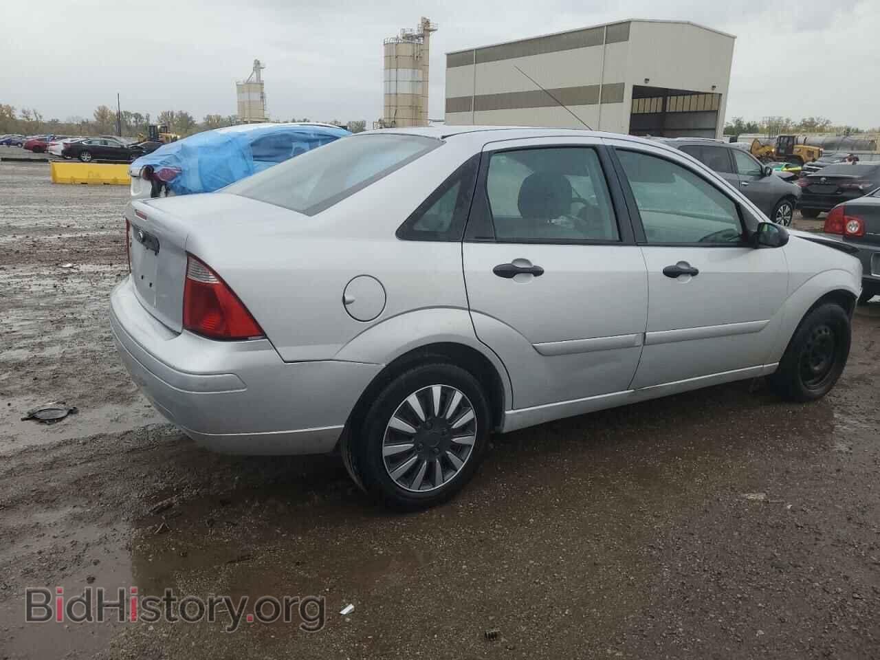 2007 FORD FOCUS - VIN: 1FAFP34N37W103018 - Фото 3